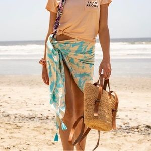 XIX-Palms Lightweight Throw/Cover-Up New